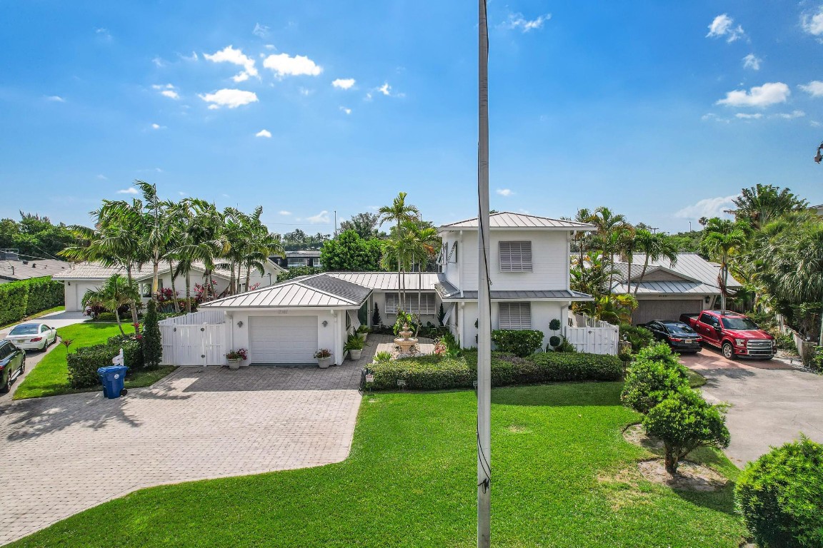 Coral Point 31-27 B - Residential