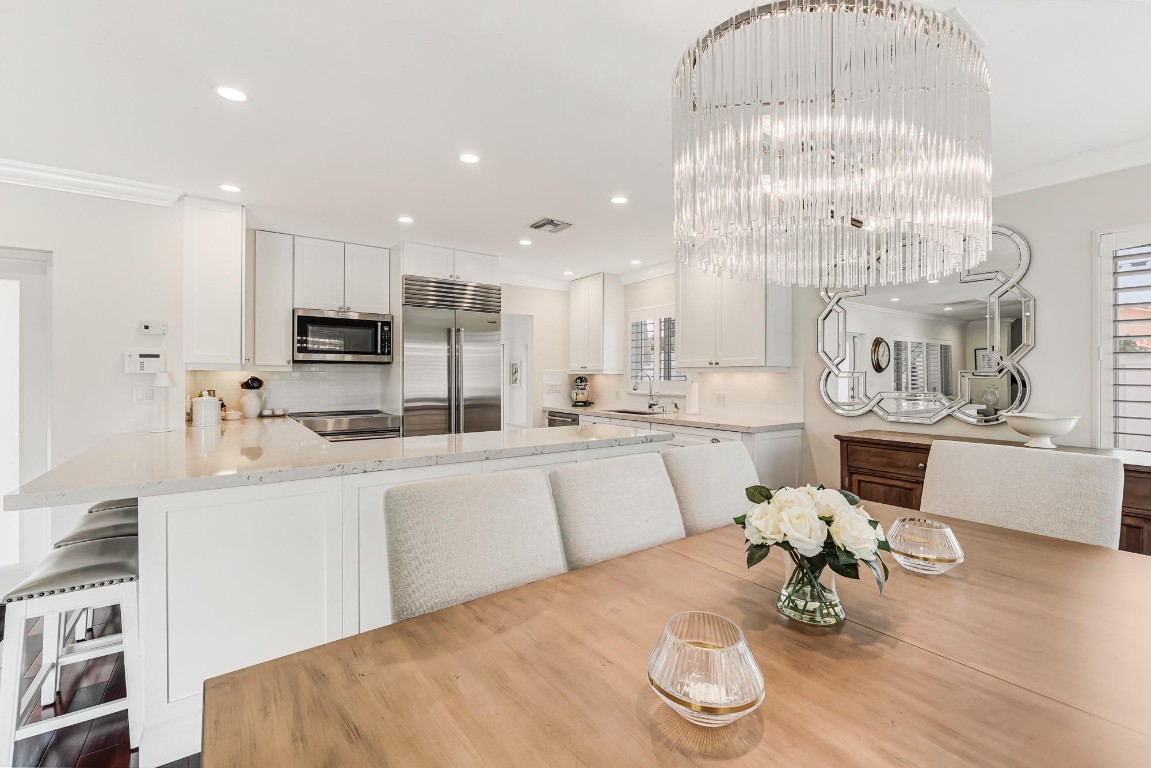 Coral Point 31-27 B - Residential