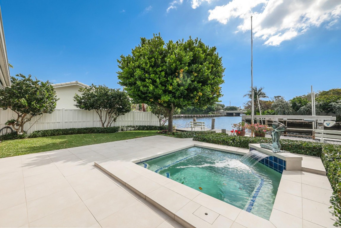 Coral Point 31-27 B - Residential