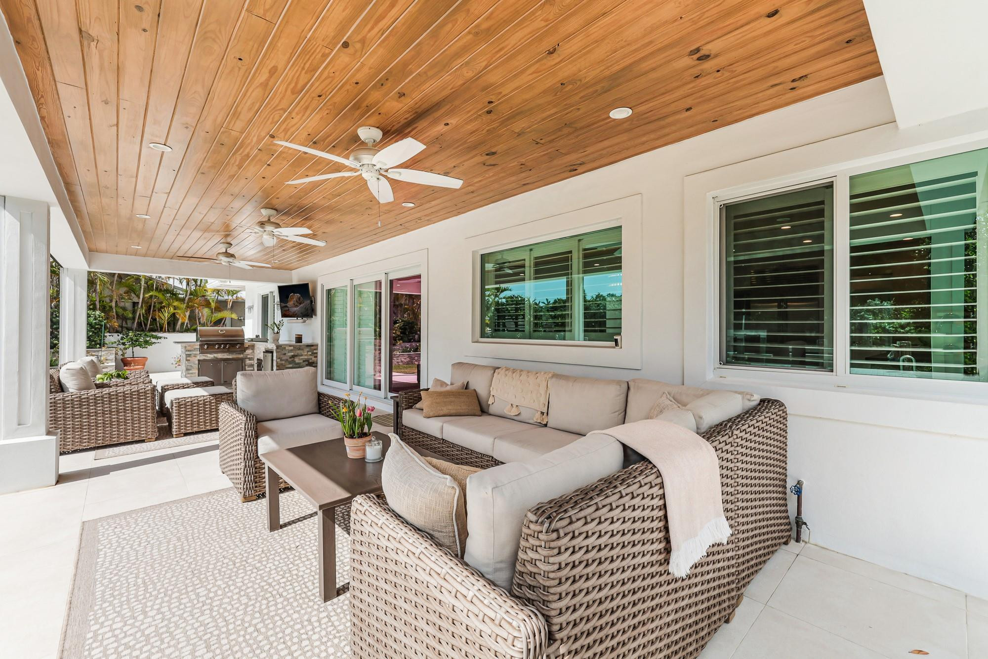 Coral Point 31-27 B - Residential