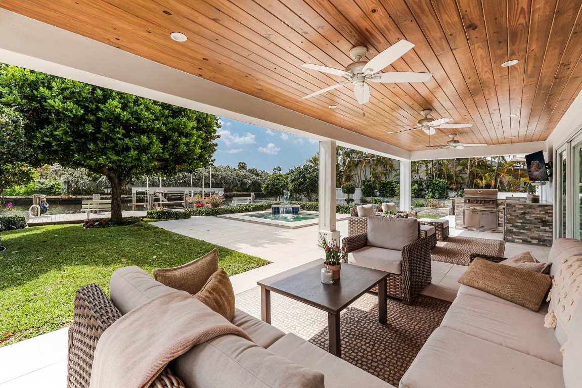 Coral Point 31-27 B - Residential