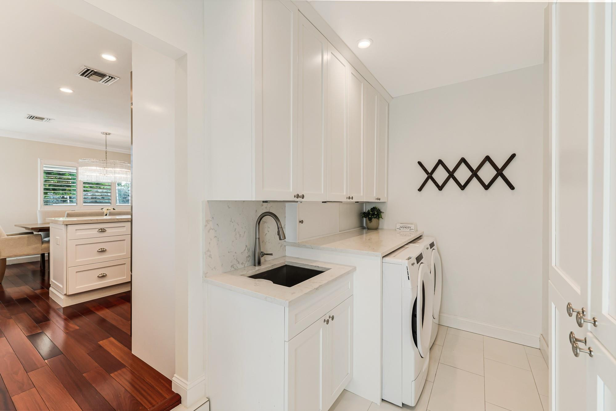 Coral Point 31-27 B - Residential