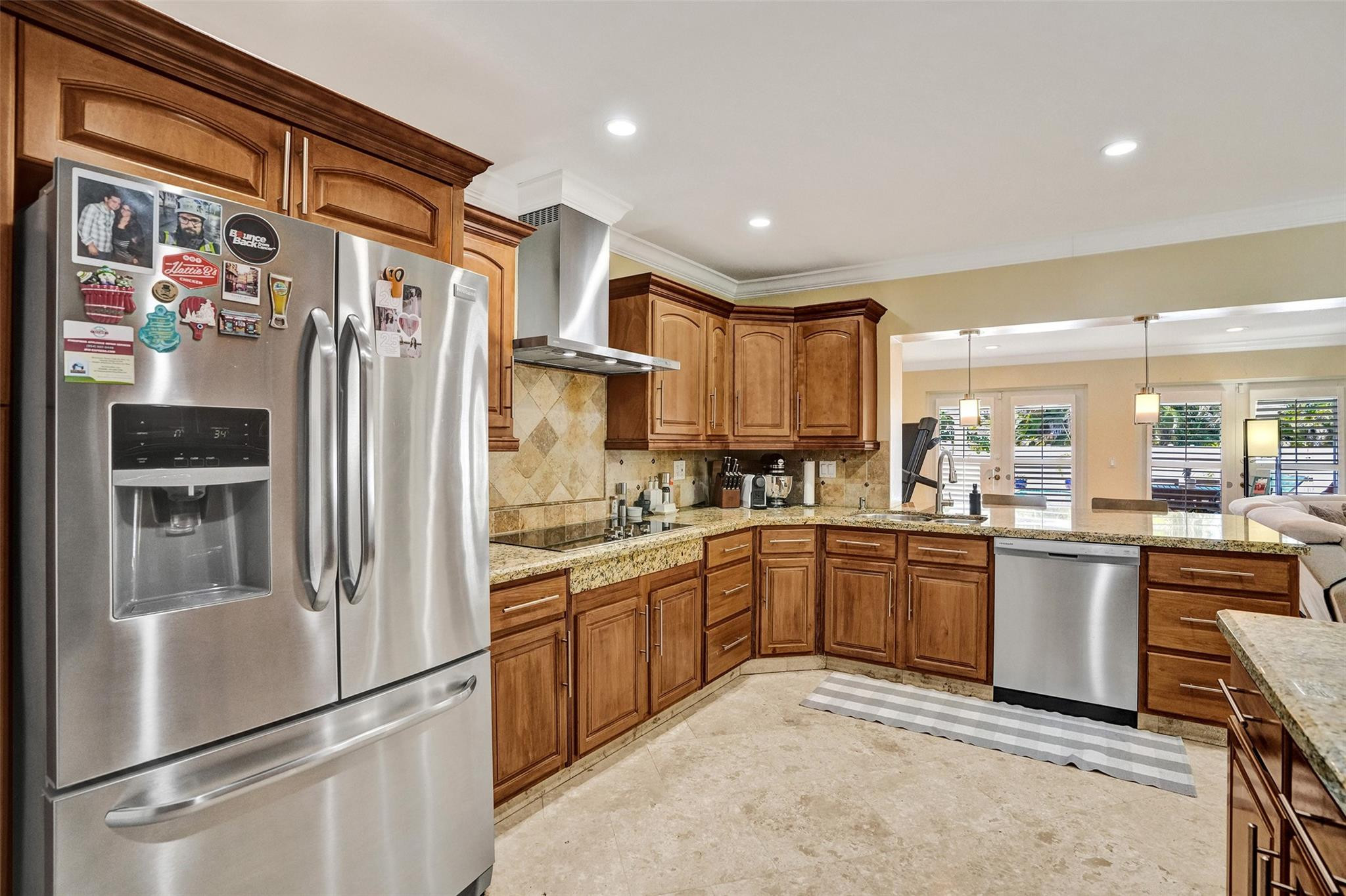 Hollywood Hills 6-22 B - Residential