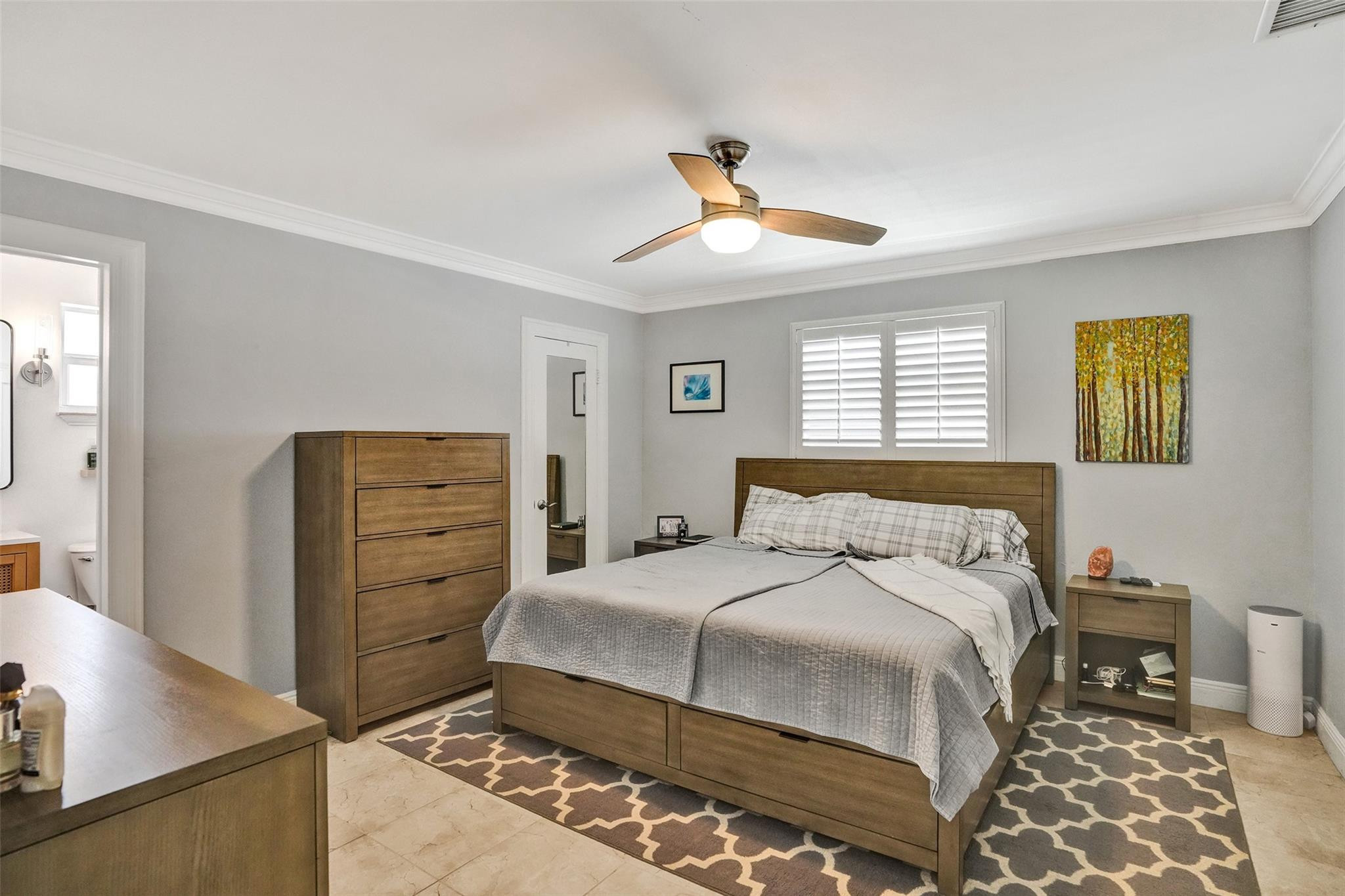 Hollywood Hills 6-22 B - Residential