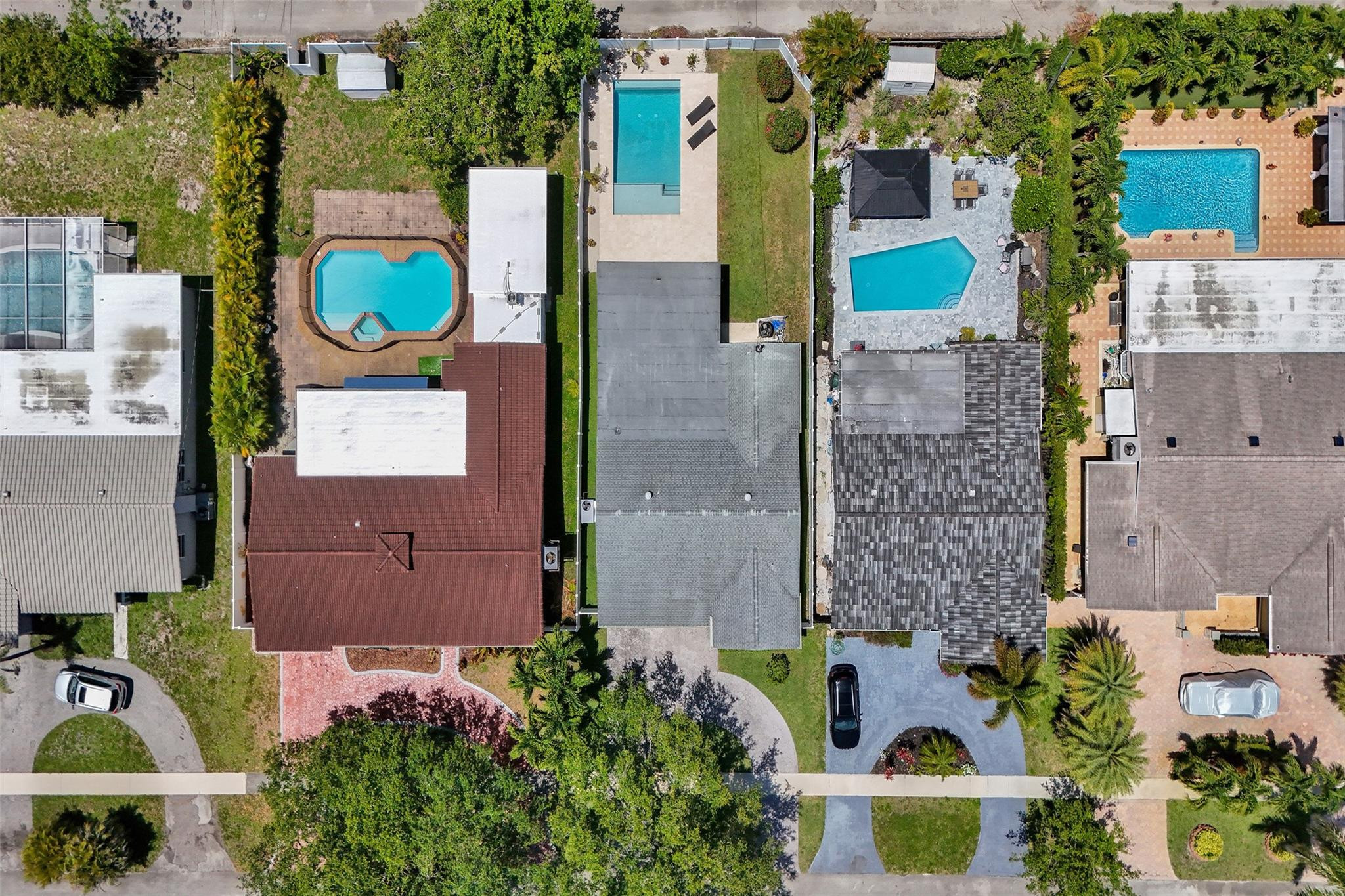 Hollywood Hills 6-22 B - Residential