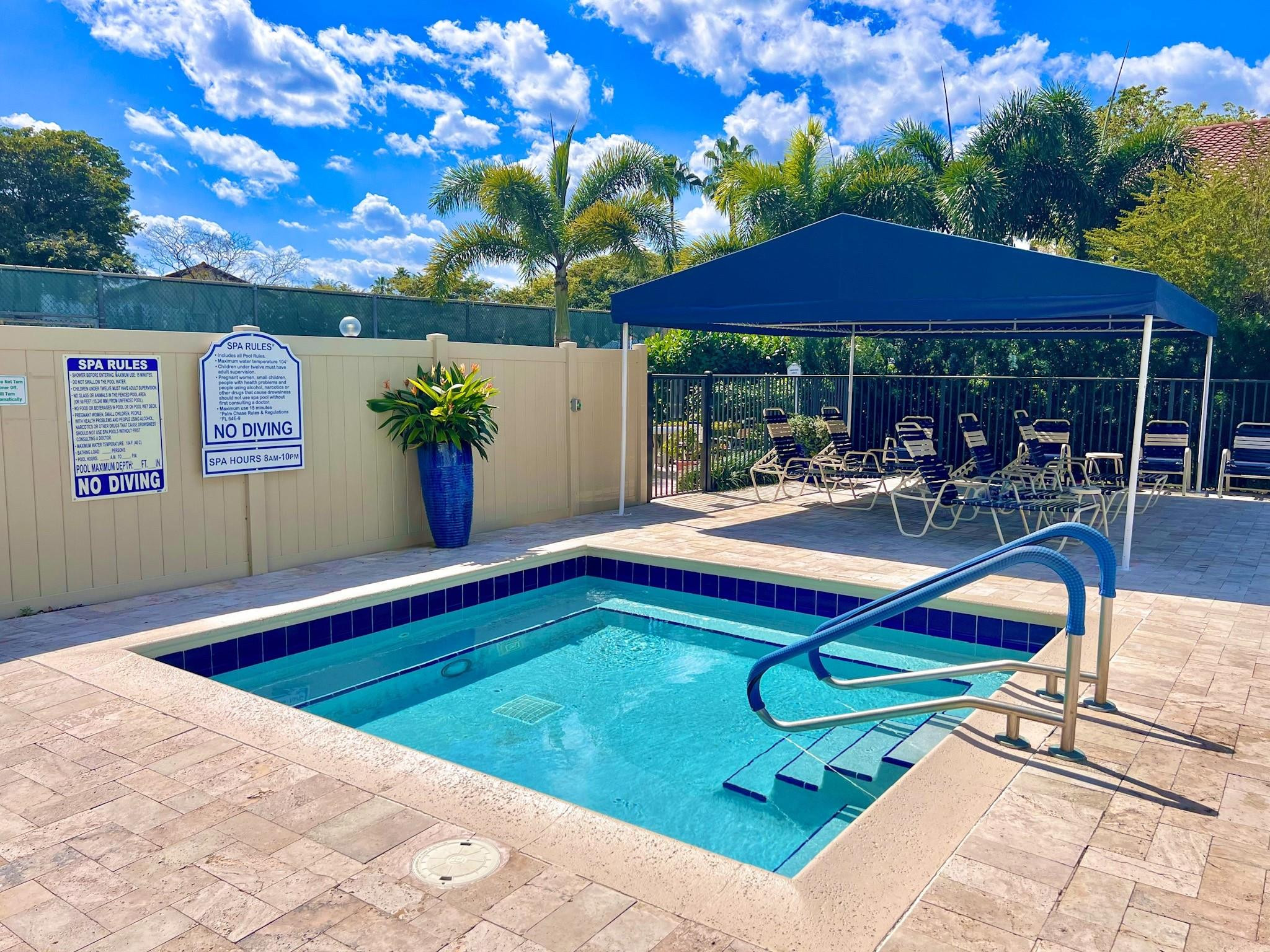 PALM CHASE CONDO - Residential