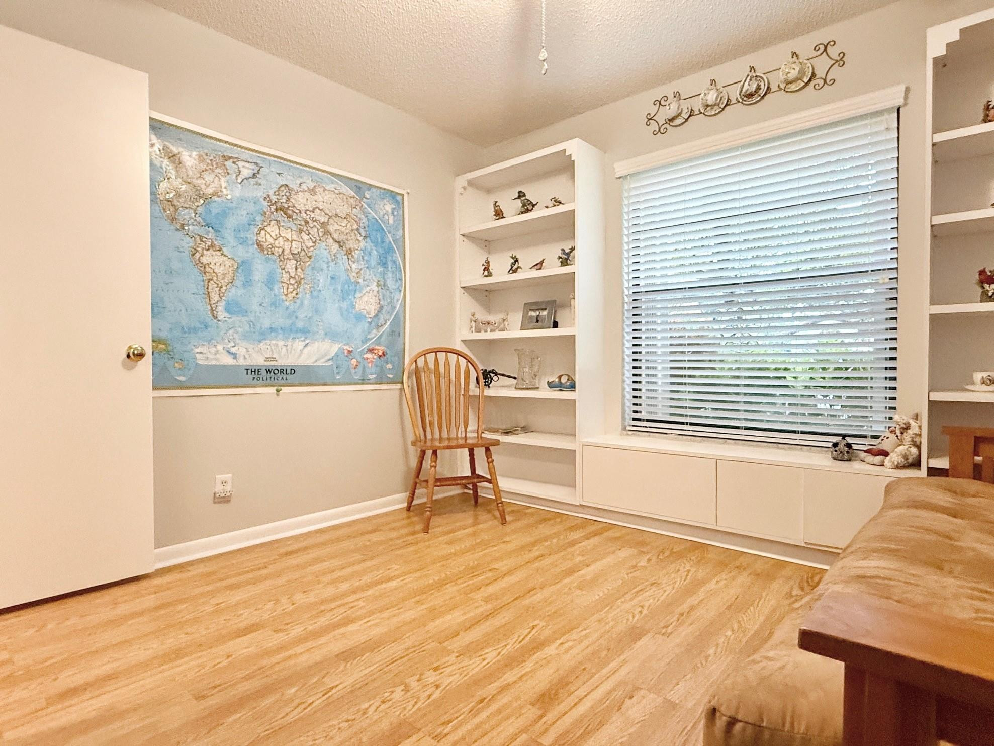 PALM CHASE CONDO - Residential