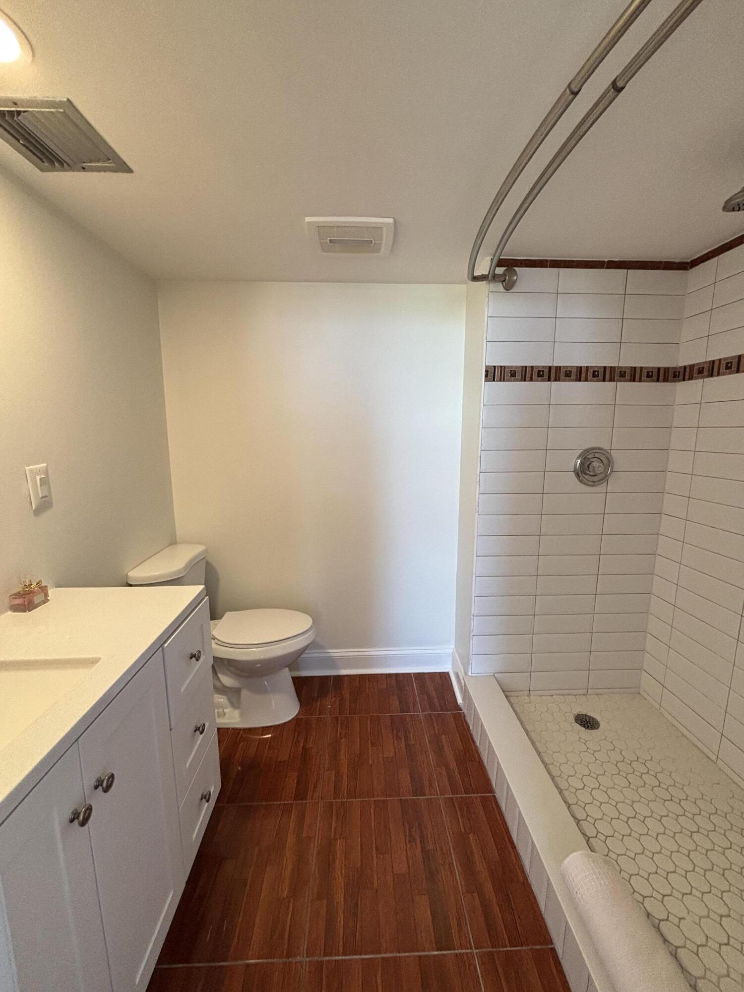 VILLAGES OF ORIOLE BONAIRE - Residential Lease