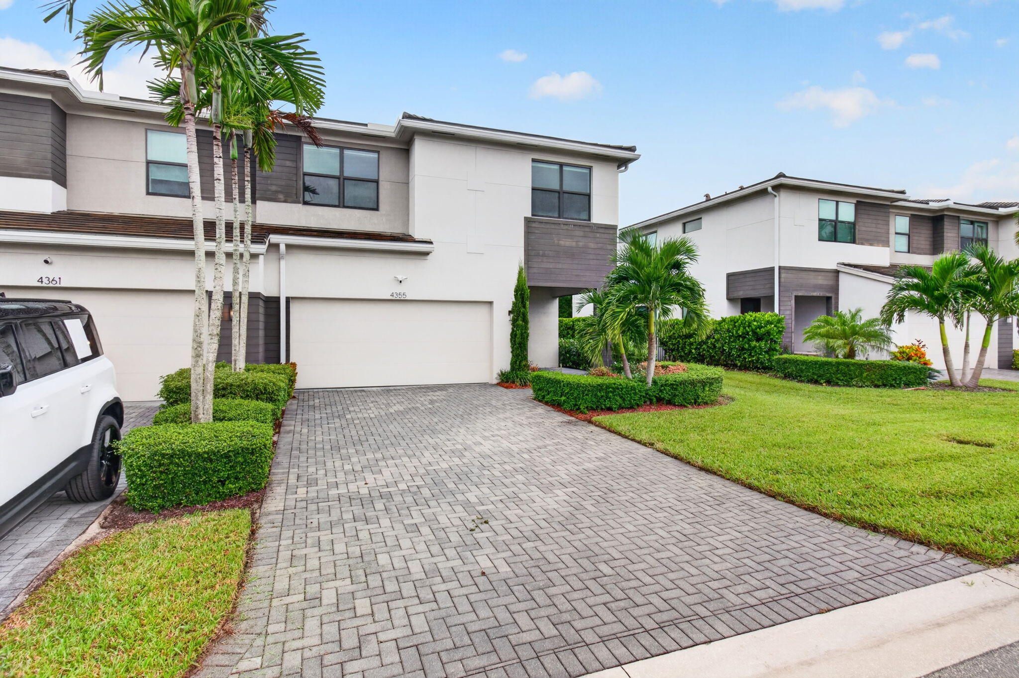4355 Arcturus Lane