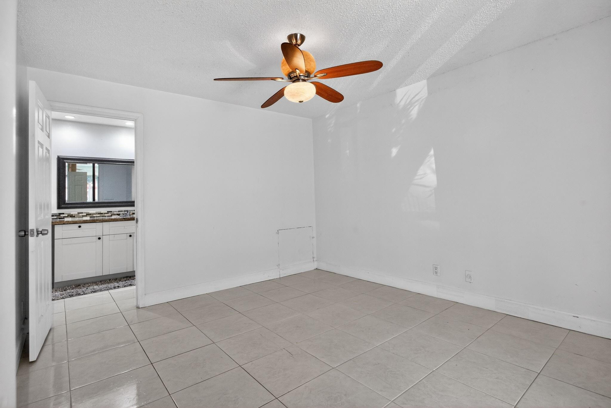 KARANDA VILLAGE - Residential