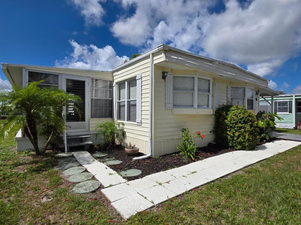 Photo of 41 El Camino Real Real, Port Saint Lucie, FL 34952 (MLS # R11090995)