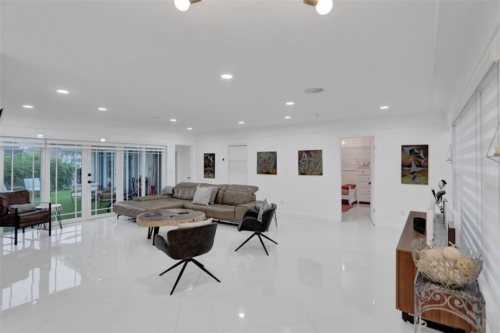 3101 NE 164th Street