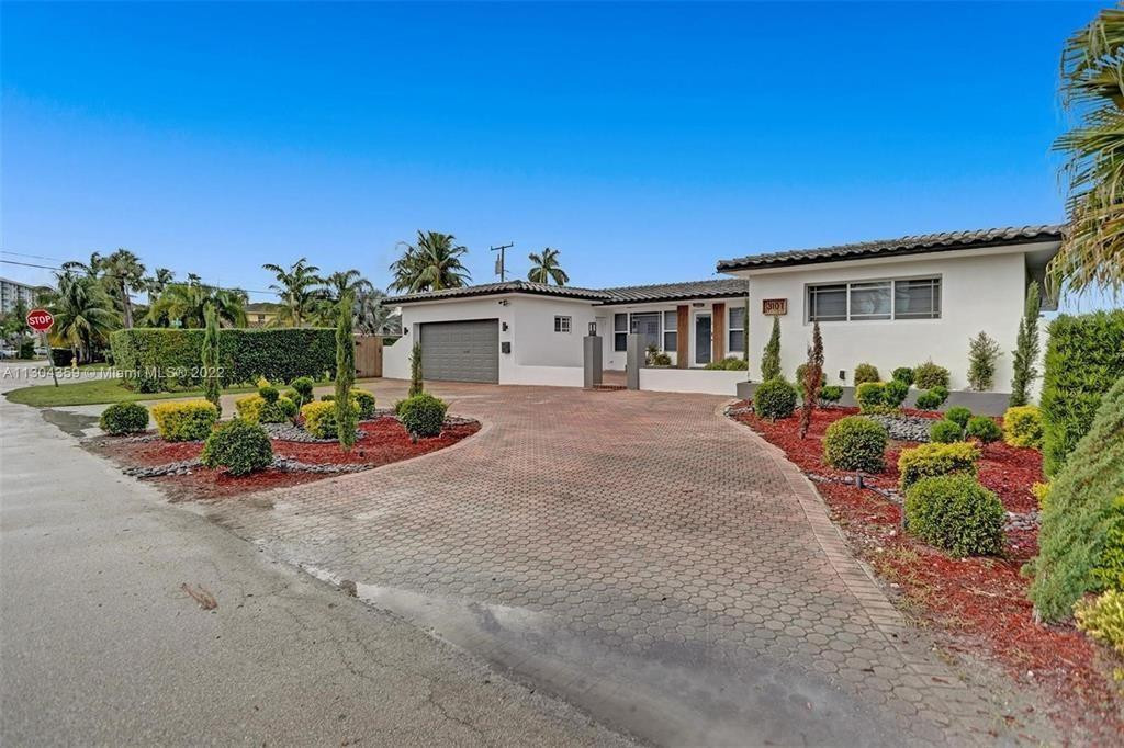 3101 NE 164th Street