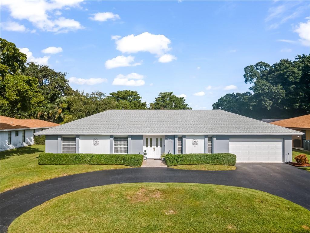 Jacaranda Area 12-C 76-12 - Residential