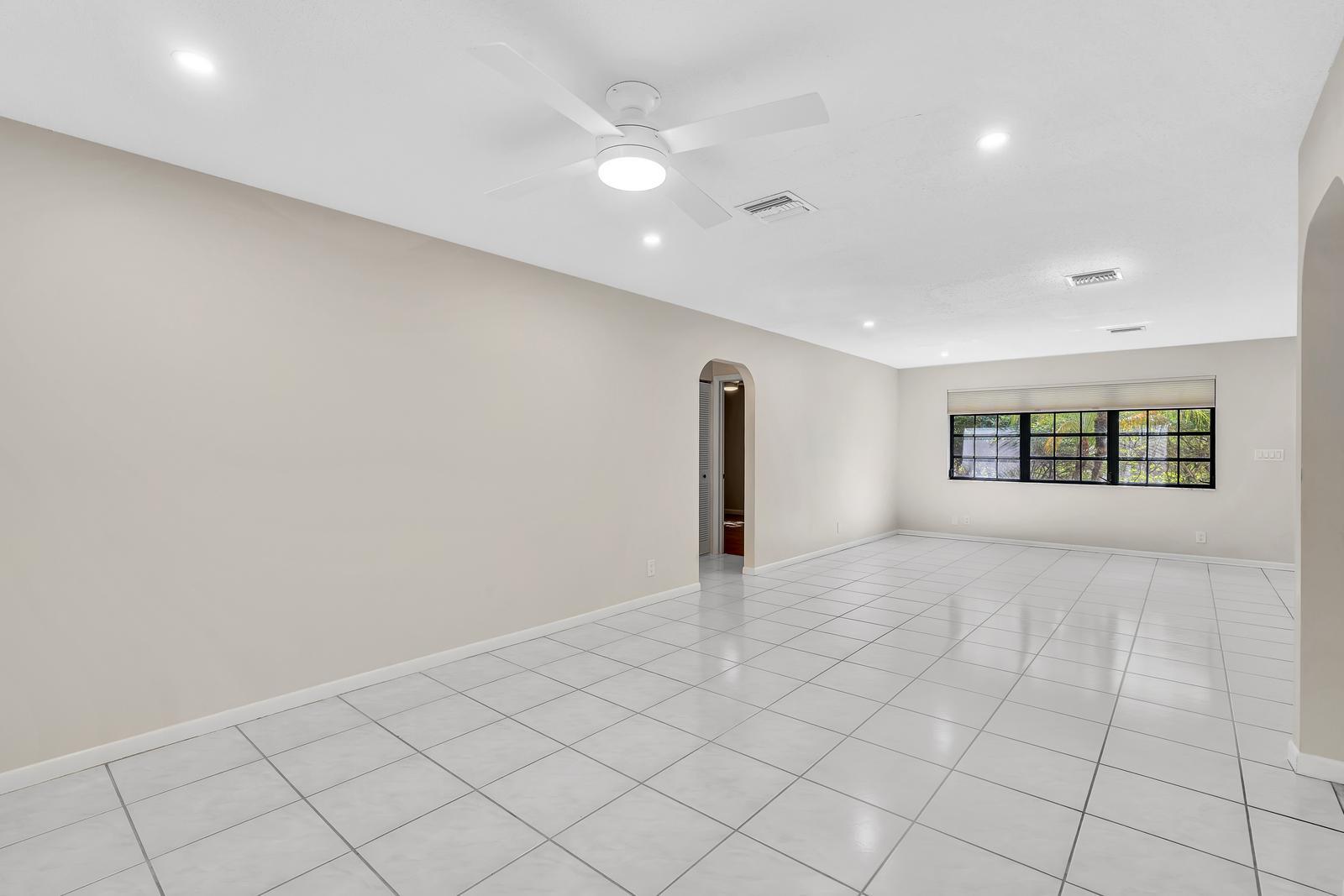 WEST DEERFIELD BEACH - Residential