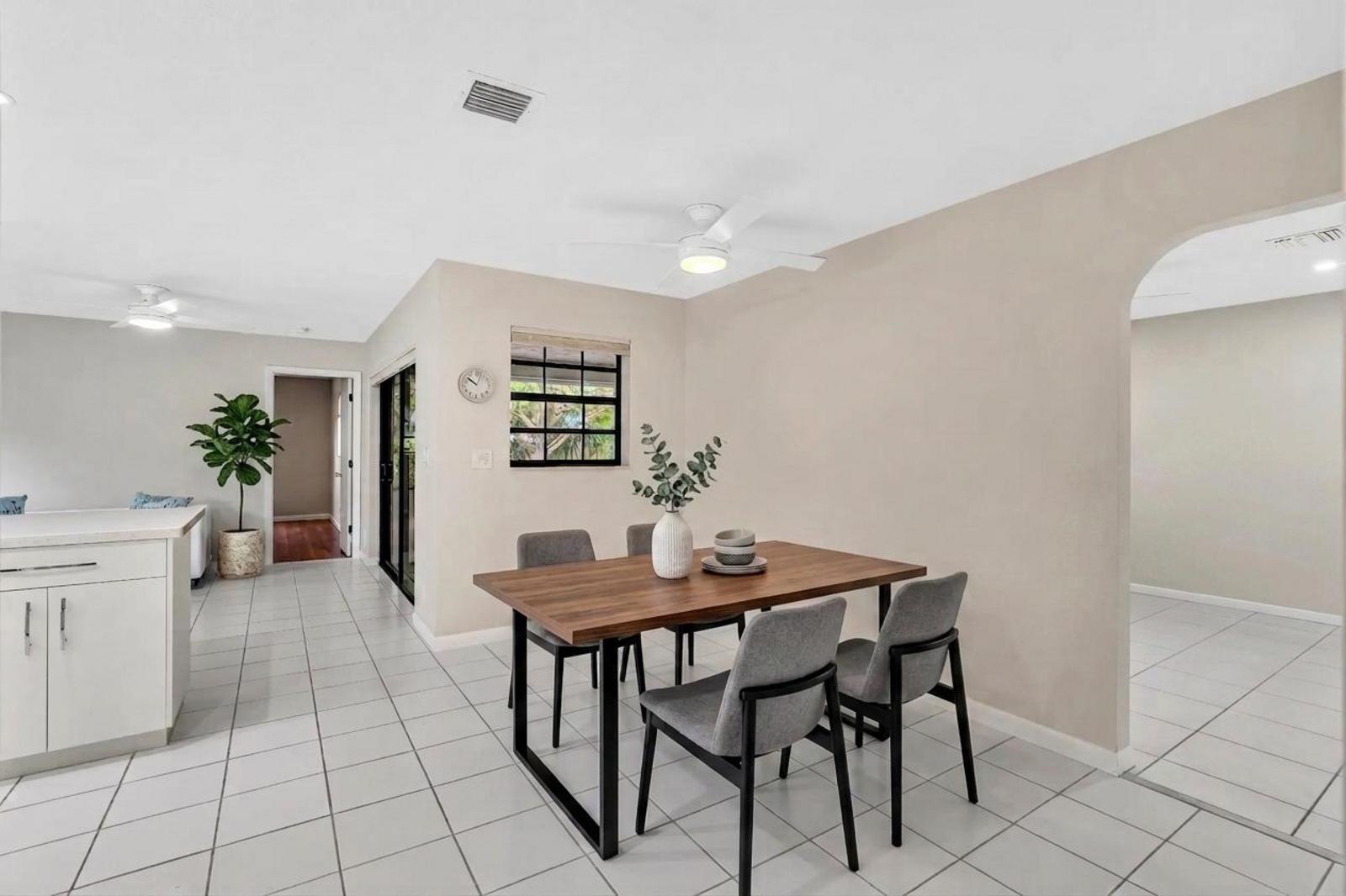 WEST DEERFIELD BEACH - Residential