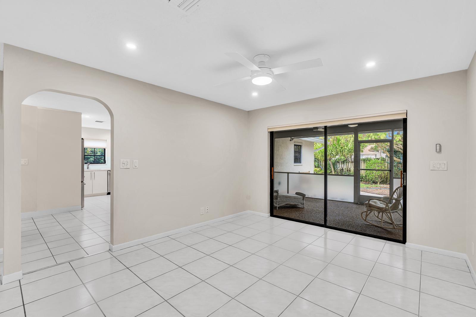 WEST DEERFIELD BEACH - Residential