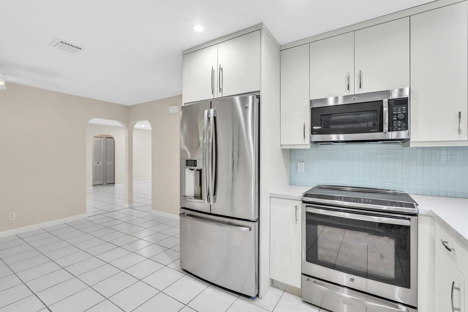 WEST DEERFIELD BEACH - Residential