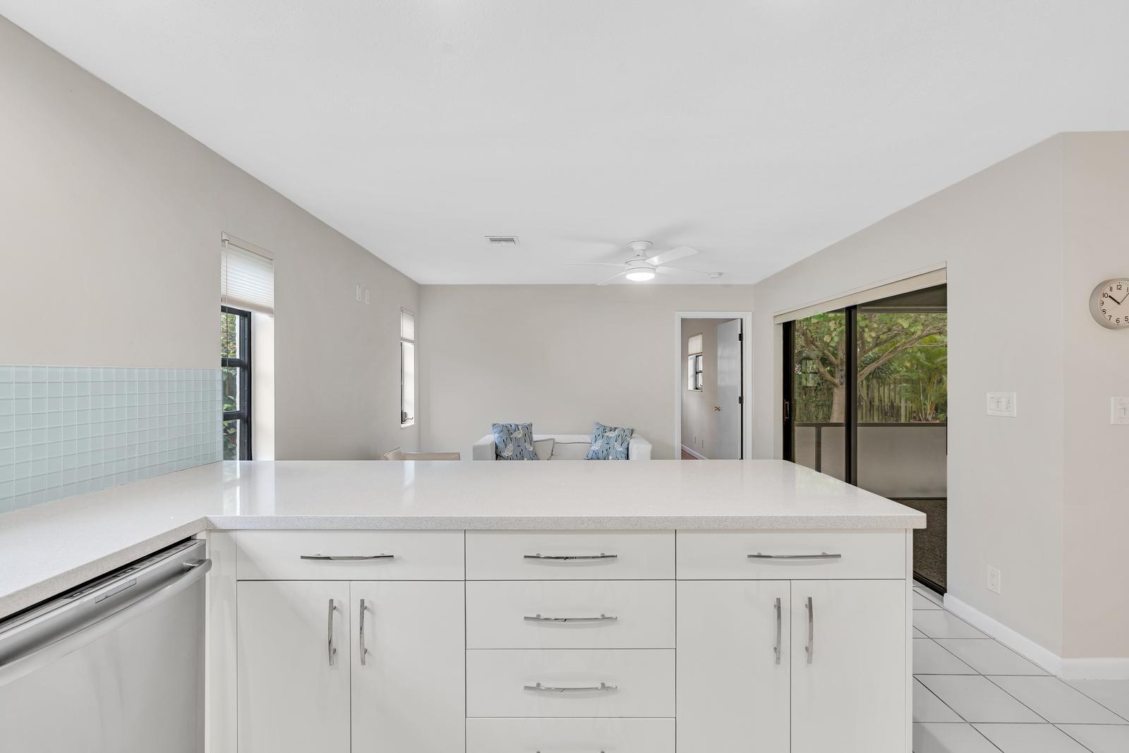 WEST DEERFIELD BEACH - Residential