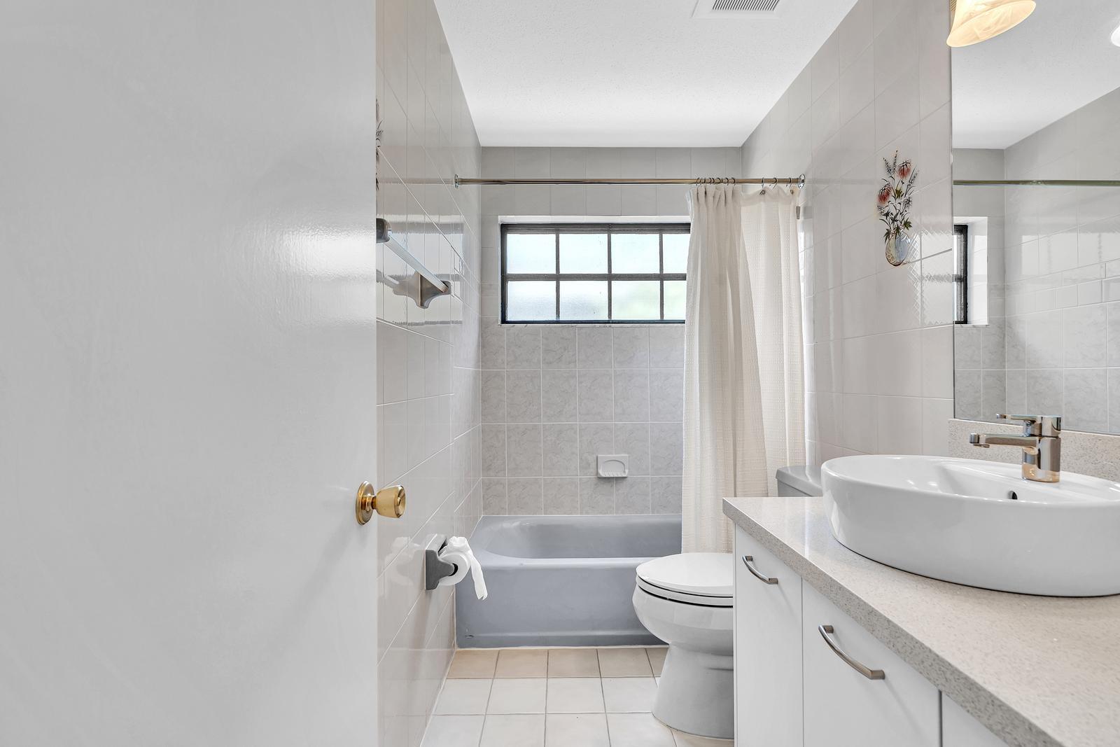 WEST DEERFIELD BEACH - Residential