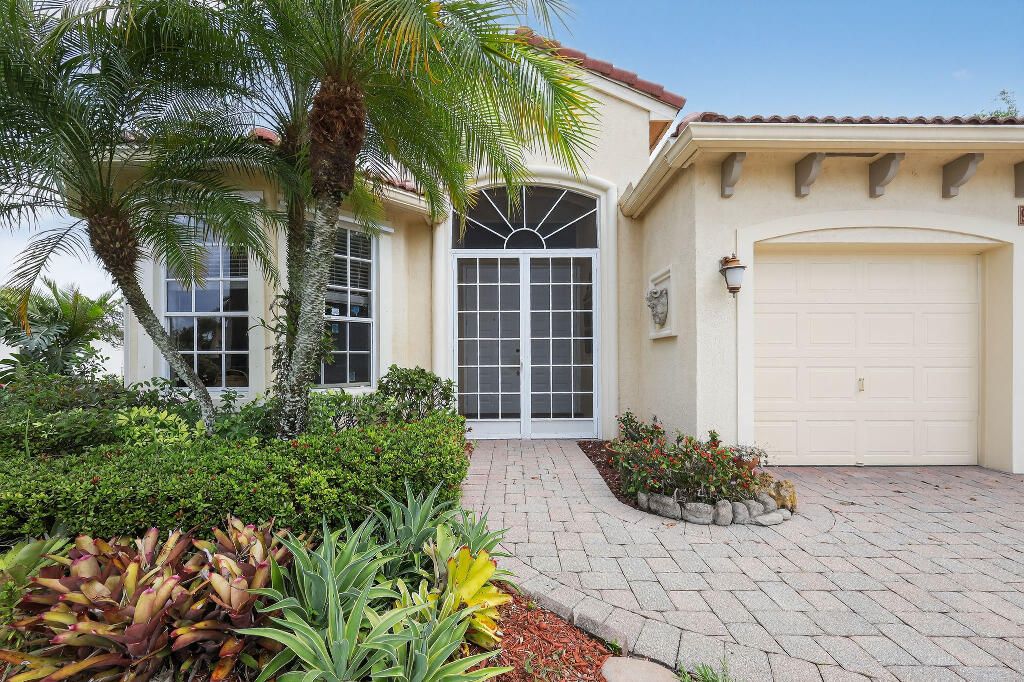 Photo of 9430 Lantern Bay Circle, West Palm Beach, FL 33411 (MLS # B26010295)