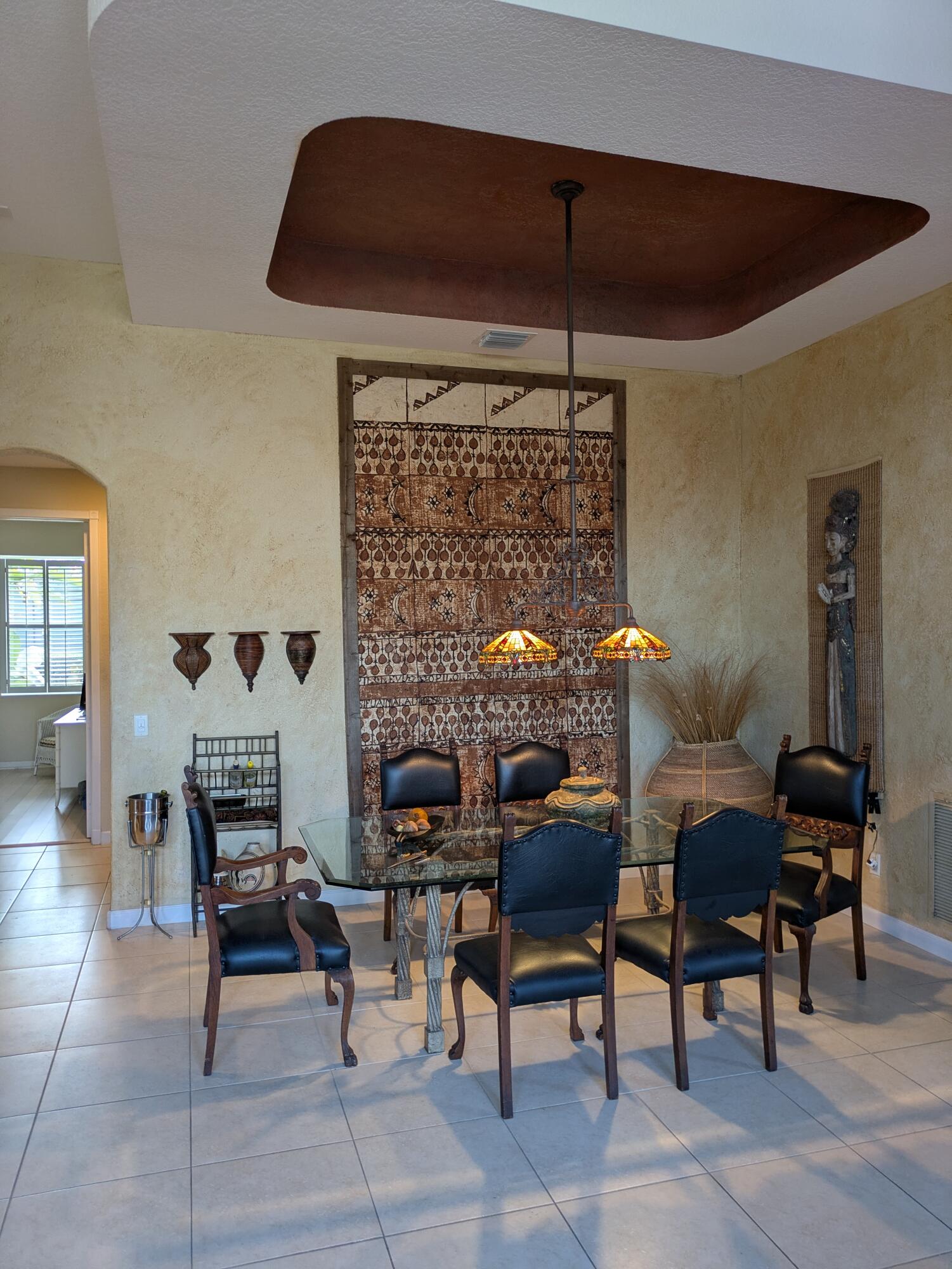 9430 Lantern Bay Circle