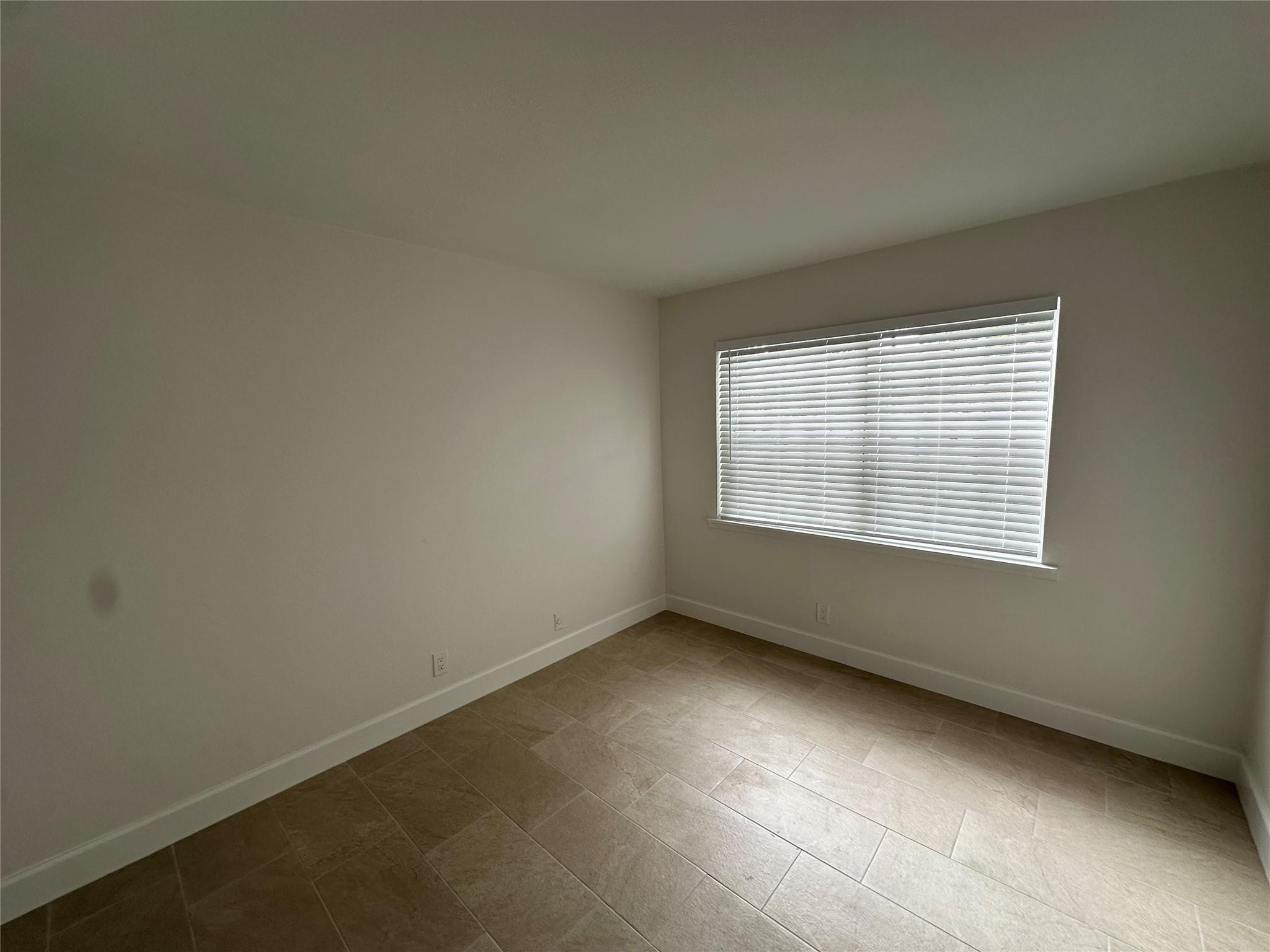 CORAL SPRINGS SUB NO 1 - Residential Lease