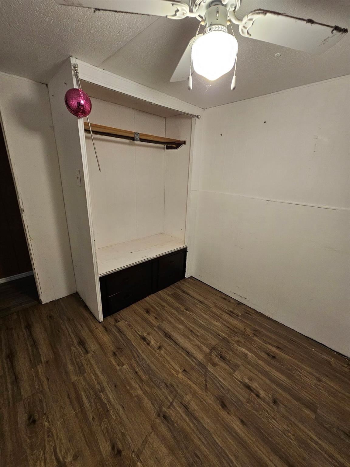 TREASURE ISLAND - Residential Lease