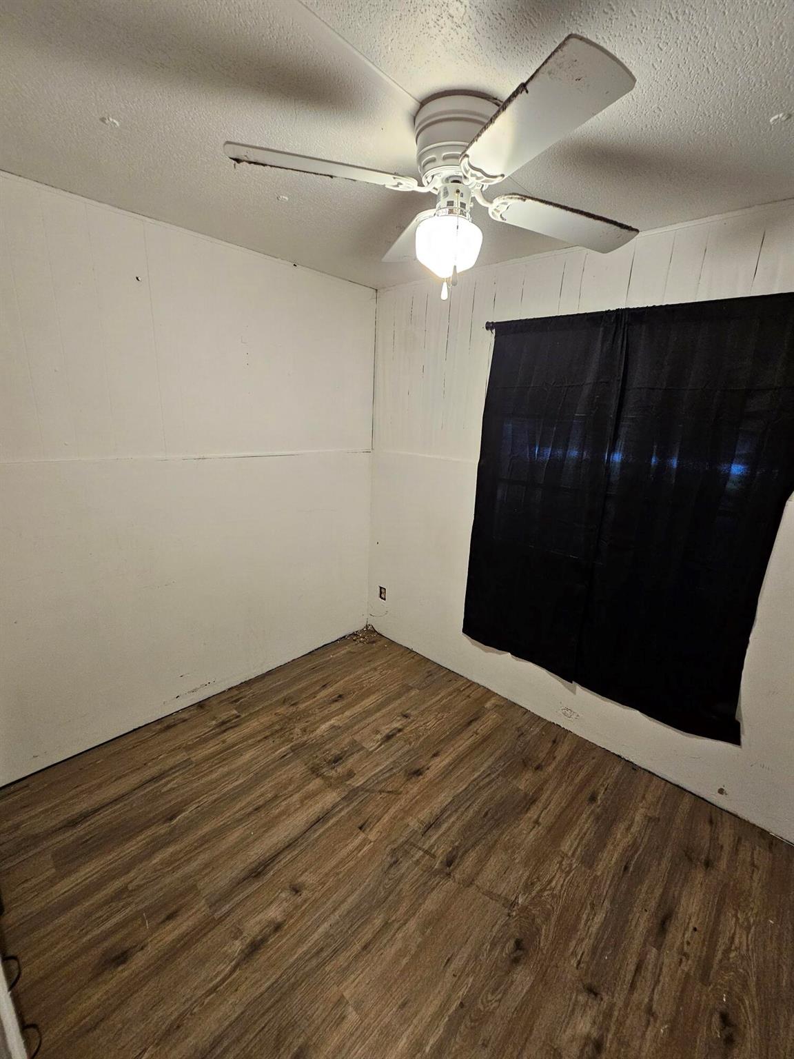 TREASURE ISLAND - Residential Lease