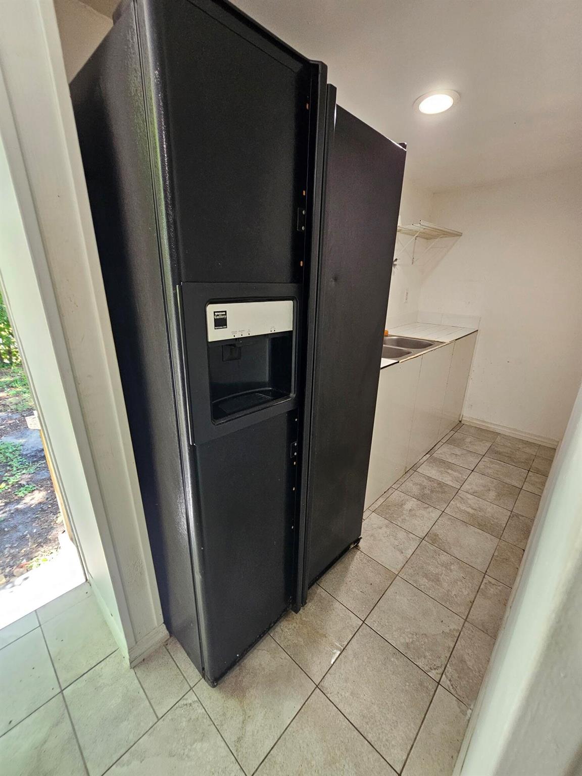 TREASURE ISLAND - Residential Lease