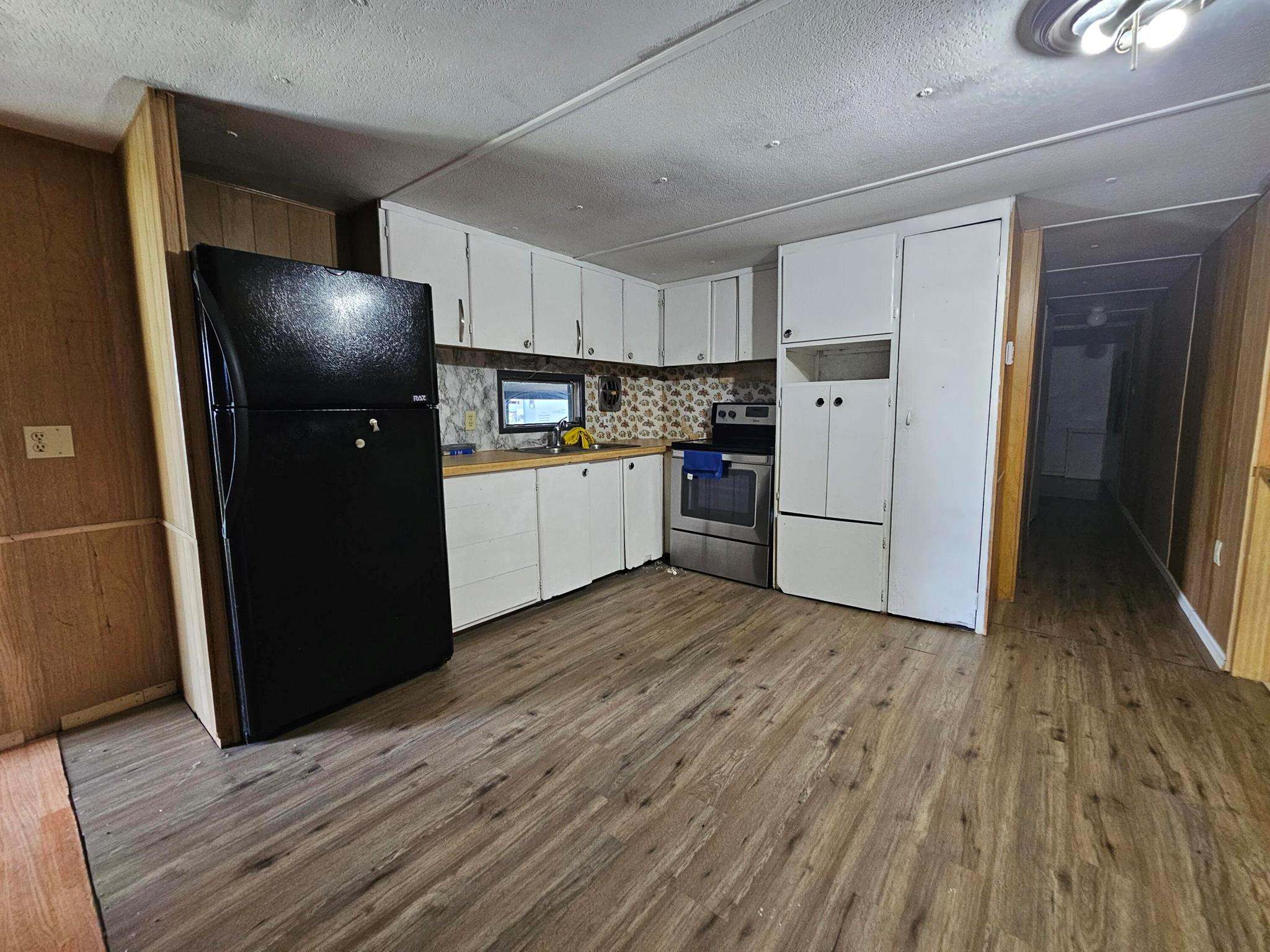 TREASURE ISLAND - Residential Lease