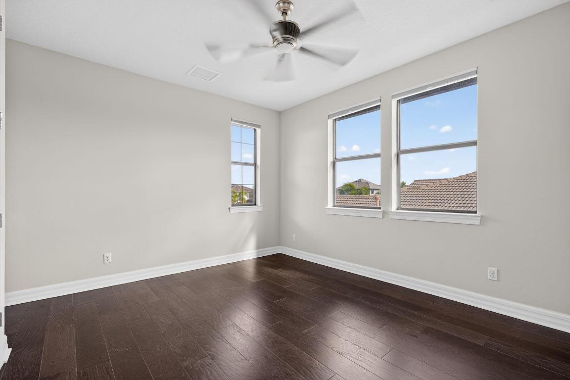 SONOMA ISLES - Residential