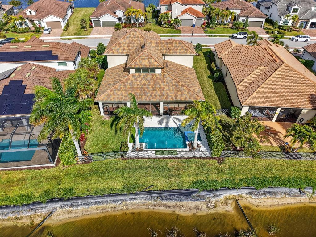 SONOMA ISLES - Residential