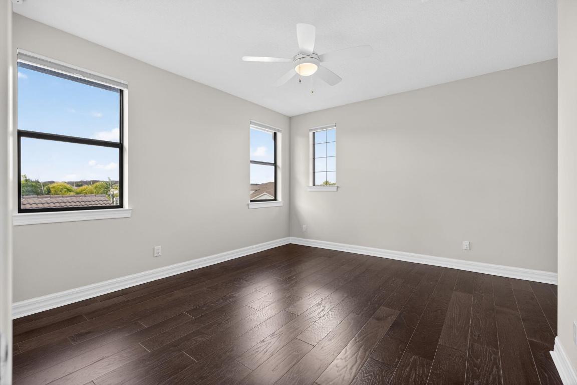 SONOMA ISLES - Residential