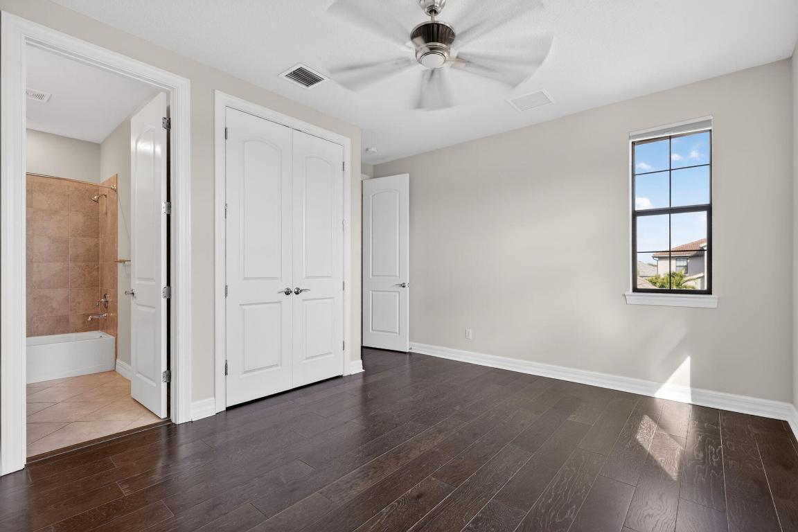 SONOMA ISLES - Residential