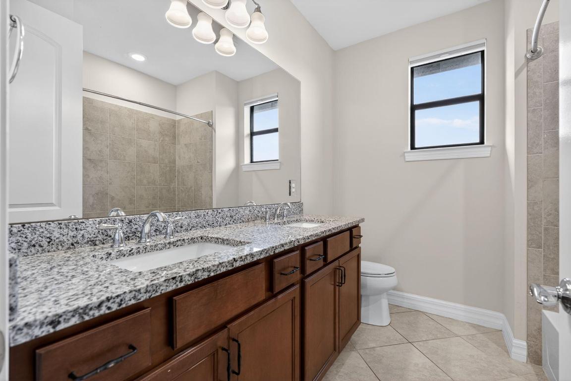 SONOMA ISLES - Residential