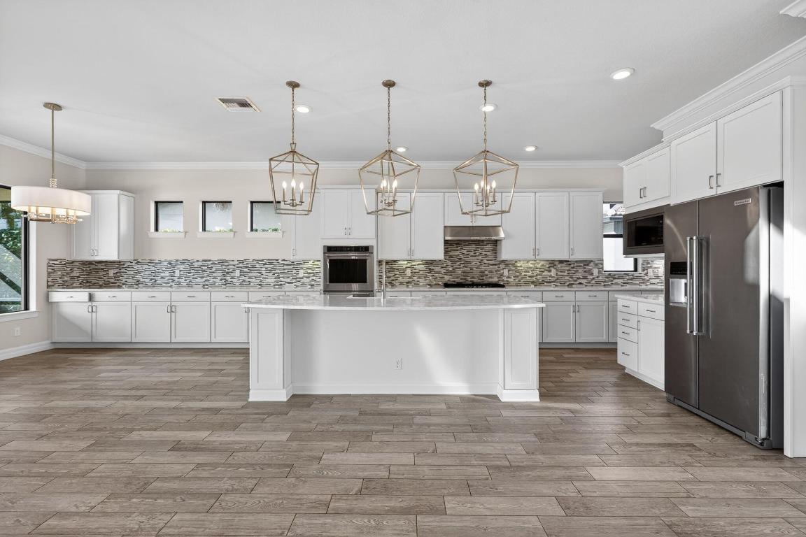 SONOMA ISLES - Residential