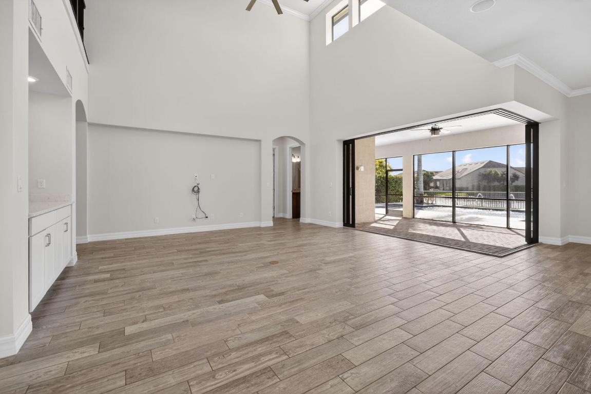 SONOMA ISLES - Residential