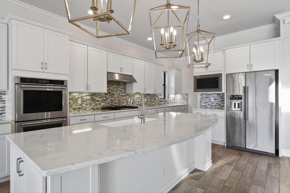 SONOMA ISLES - Residential