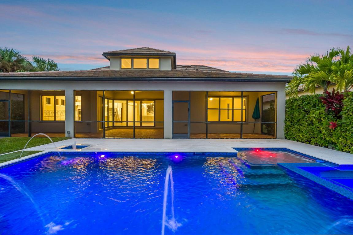 SONOMA ISLES - Residential