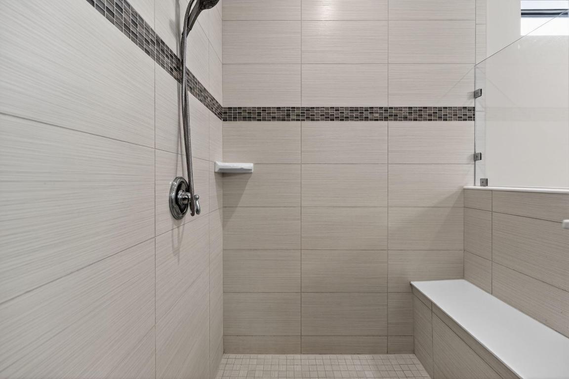 SONOMA ISLES - Residential