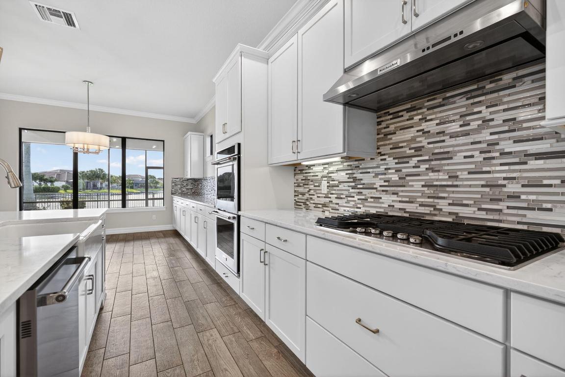 SONOMA ISLES - Residential