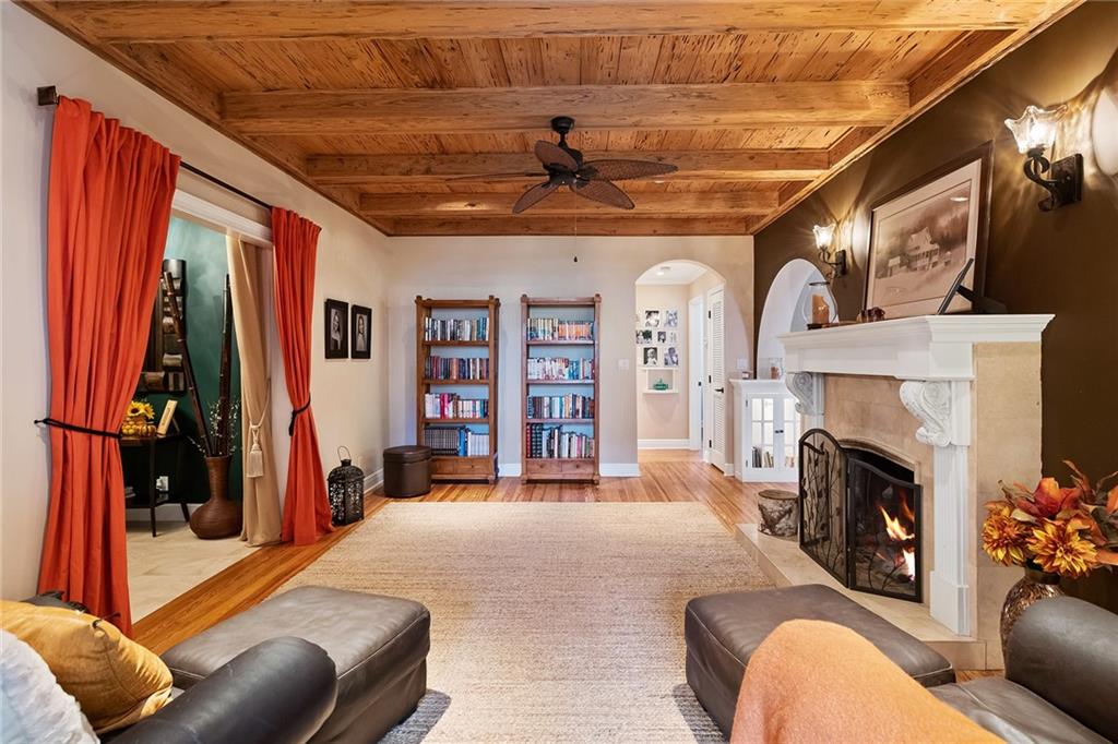 Rio Vista C J Hectors Res - Residential