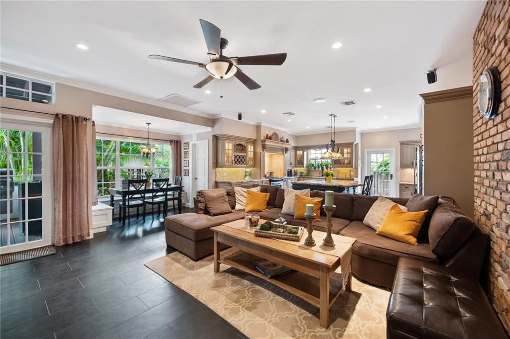 Rio Vista C J Hectors Res - Residential