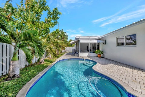 Tiny photo for 613 NE 25TH Avenue, Pompano Beach, FL 33062 (MLS # B26083750)