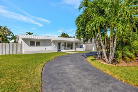 Tiny photo for 613 NE 25TH Avenue, Pompano Beach, FL 33062 (MLS # B26083750)