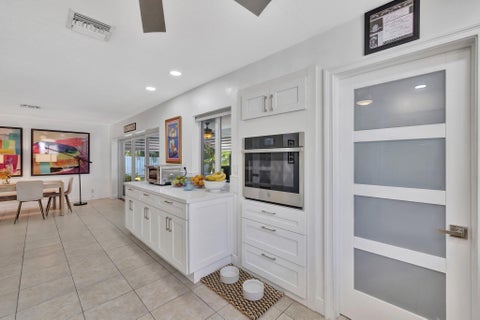 Tiny photo for 613 NE 25TH Avenue, Pompano Beach, FL 33062 (MLS # B26083750)