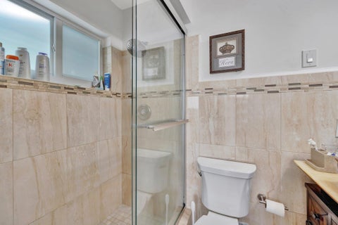 Tiny photo for 613 NE 25TH Avenue, Pompano Beach, FL 33062 (MLS # B26083750)