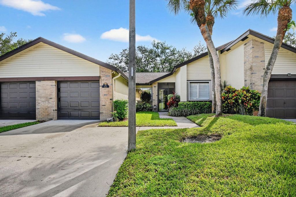 Photo of 113 Ramblewood Circle, Royal Palm Beach, FL 33411 (MLS # R11127093)
