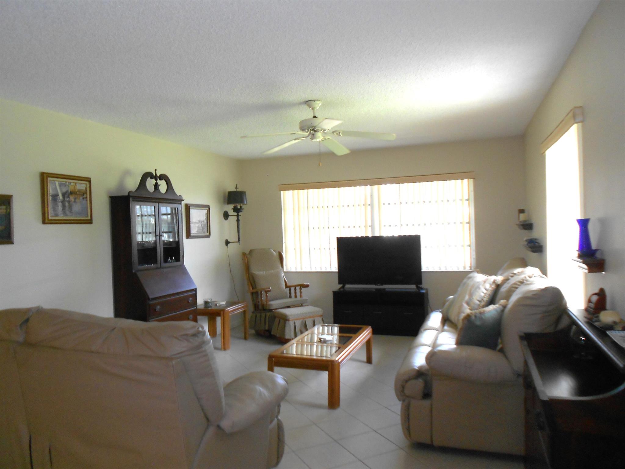 LIMETREE CONDO - Residential Lease
